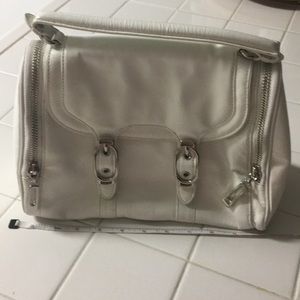 Cole Haan white patent GEGUINE leather beauty